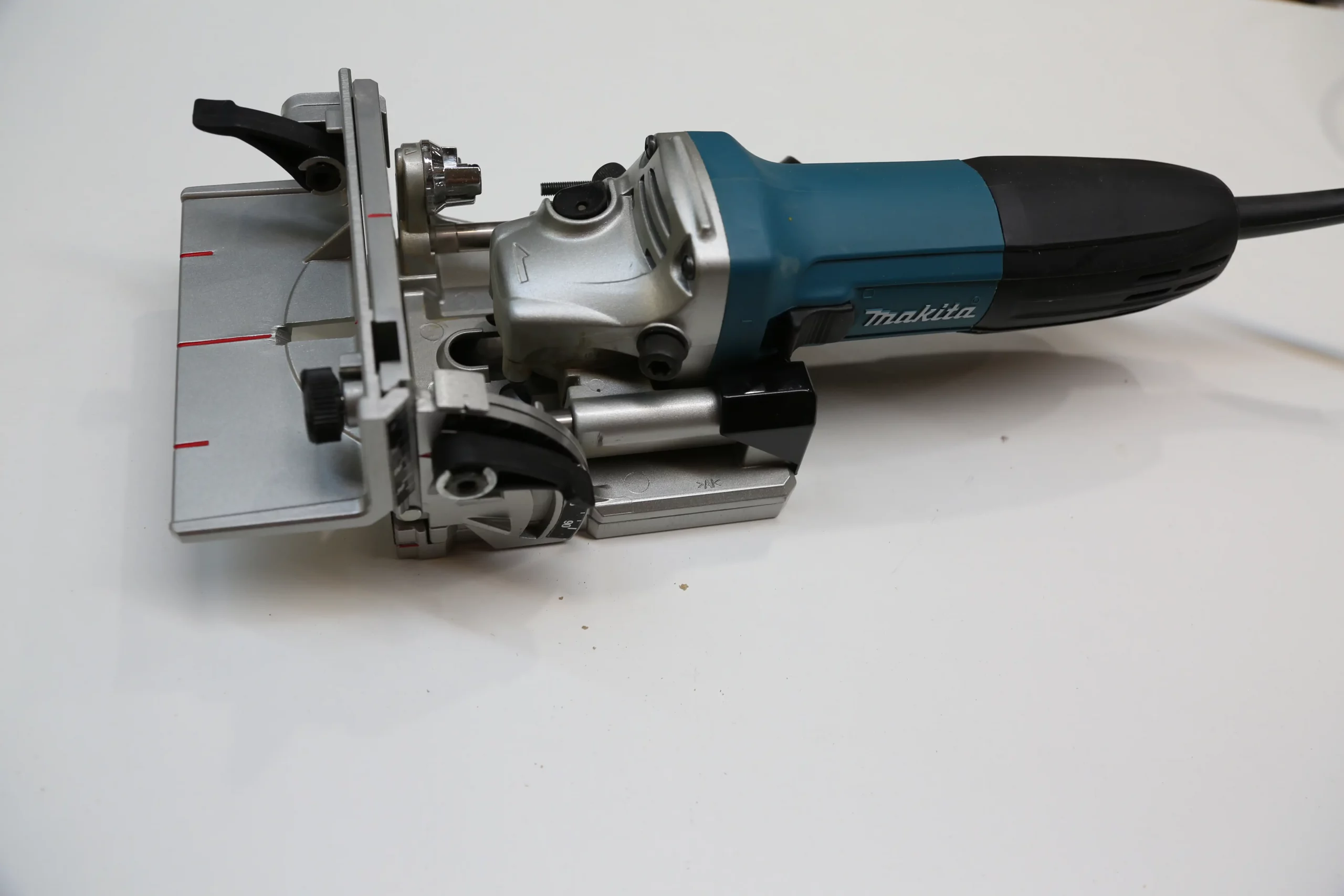 Makita Flachdübelfräse PJ7000J mieten – Werkzeugverleih Langquaid