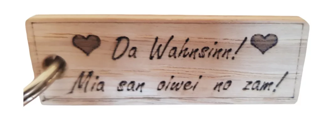Lasergravur auf Leder – personalisiertes Accessoire WerkstattLQ Langquaid